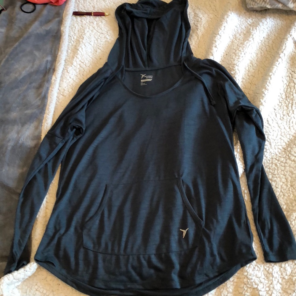 Old navy active sweatshirt